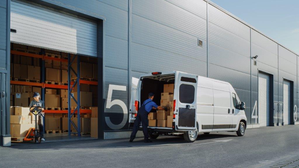 Logistik und Warenumschlag am Lager Transport & Logistik